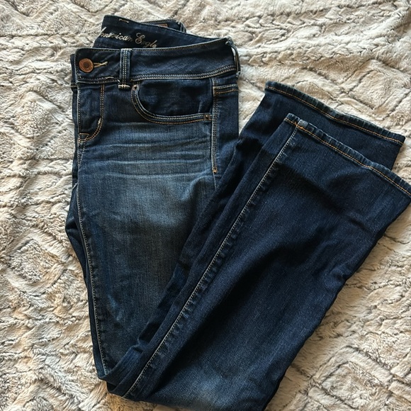 American Eagle low rise slim boot jean - Picture 2 of 4